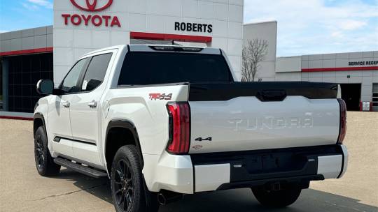 2024 Toyota Tundra platinum