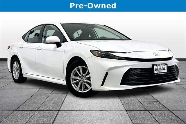 2025 toyota camry le