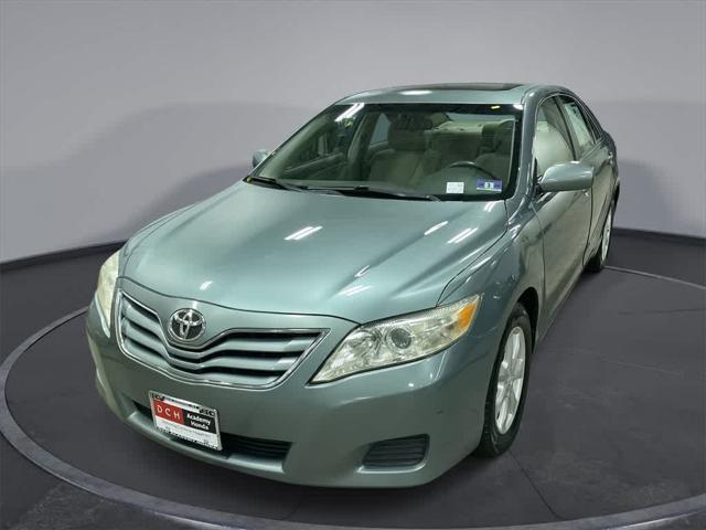 2011 toyota camry le