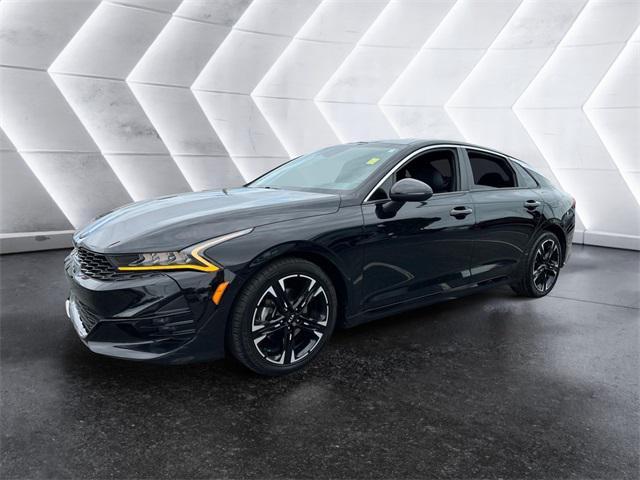 2021 kia k5 gt-line