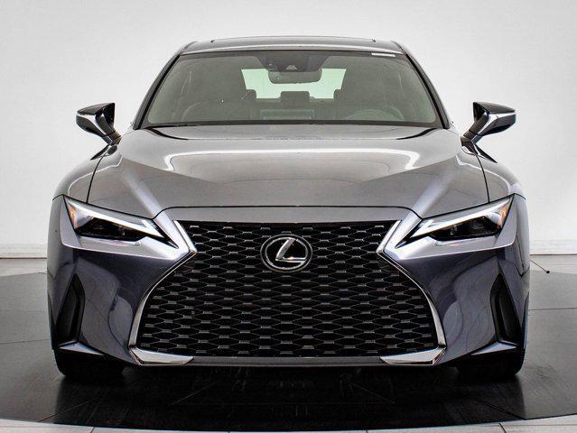 2023 lexus is 300 base