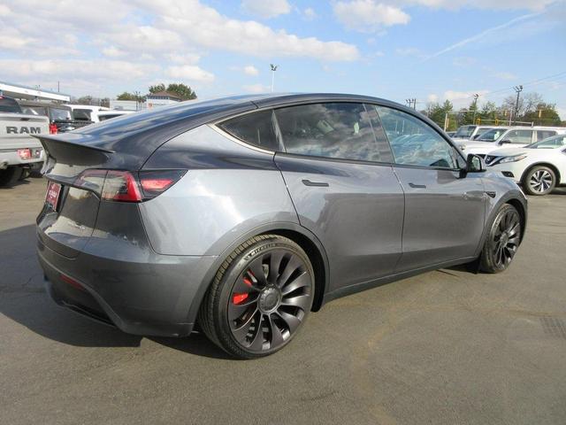 2023 tesla model y performance