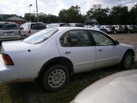 1997 nissan maxima gle in minnesota