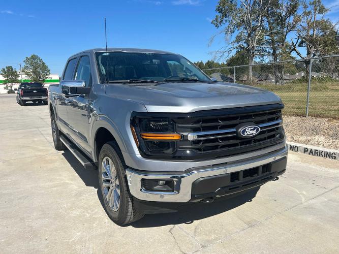 new 2024 ford f-150 xlt 4wd supercrew 5.5 box