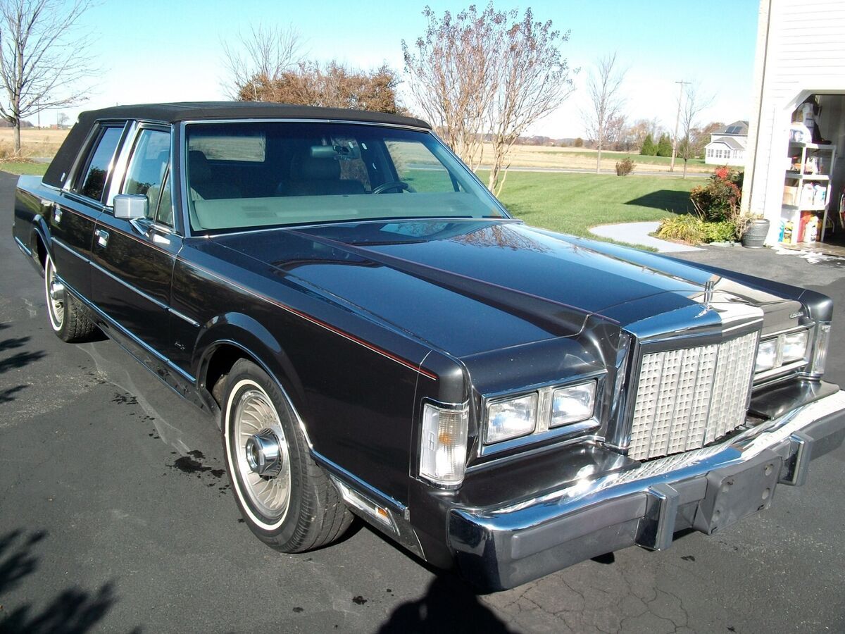 1986 lincoln town car signature series w/ carriage roof; 1 owner, garage kept