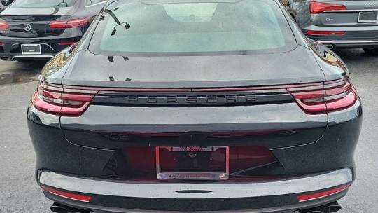 2018 Porsche Panamera