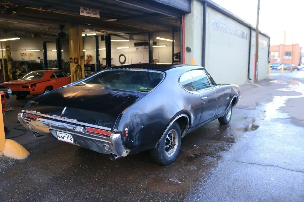 1968 oldsmobile holiday coupe 442