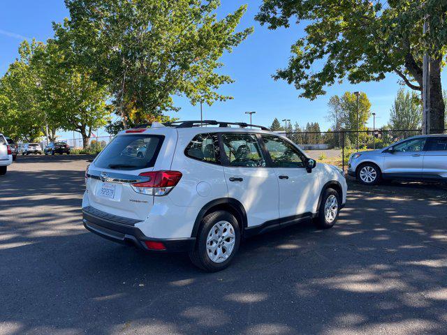 2020 subaru forester base