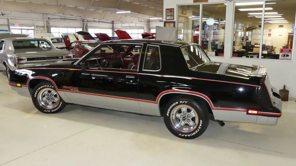 beautiful oldsmobile g body lightning bolt shifter 5l turn key
