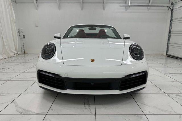 2022 porsche 911 carrera