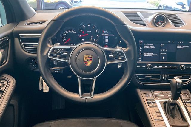 2021 porsche macan base