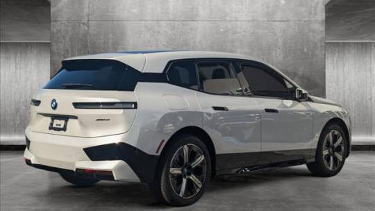 2025 BMW iX