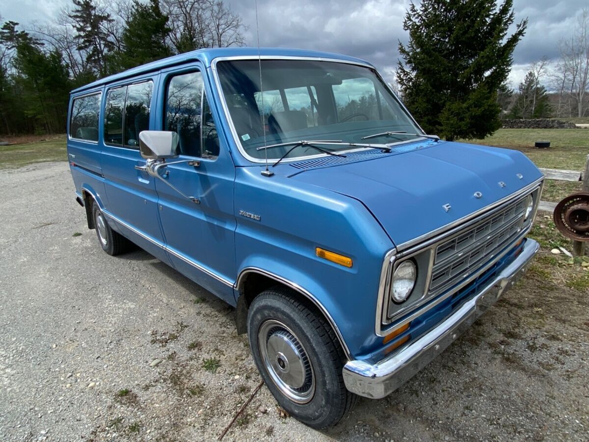 1977 ford e350 van, 351w runs awesome, 108k miles,c6 transmission