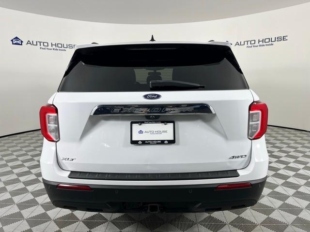 2021 ford explorer xlt