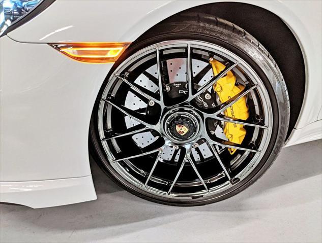 2018 porsche 911 turbo s