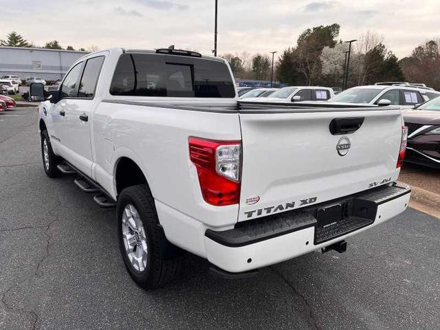2023 nissan titan xd sv