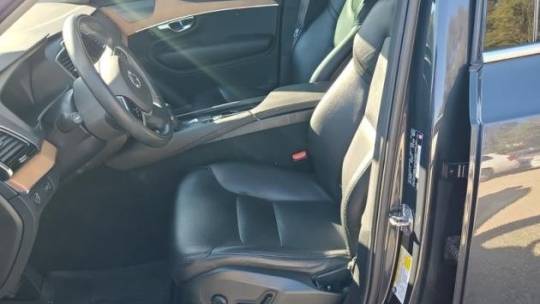 2022 Volvo XC90