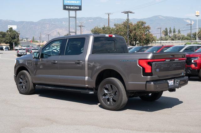 2022 ford f-150 lightning lariat