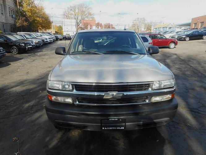 2004 chevrolet tahoe ls ls 4wd 4dr suv for sale in stratford, connecticut