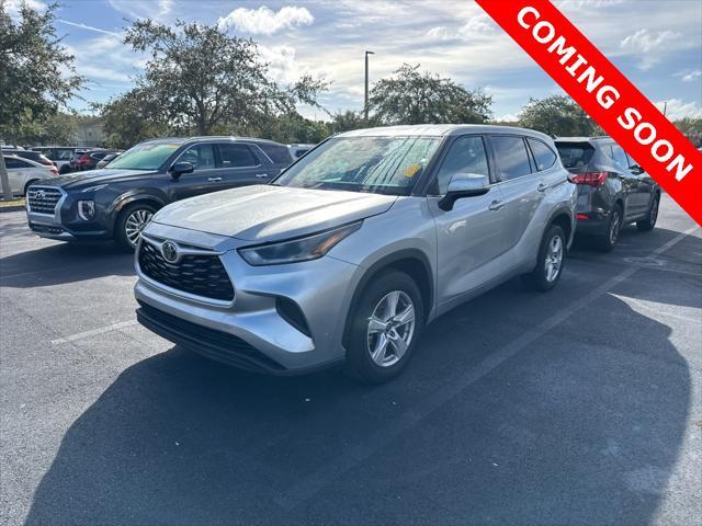 2021 toyota highlander l