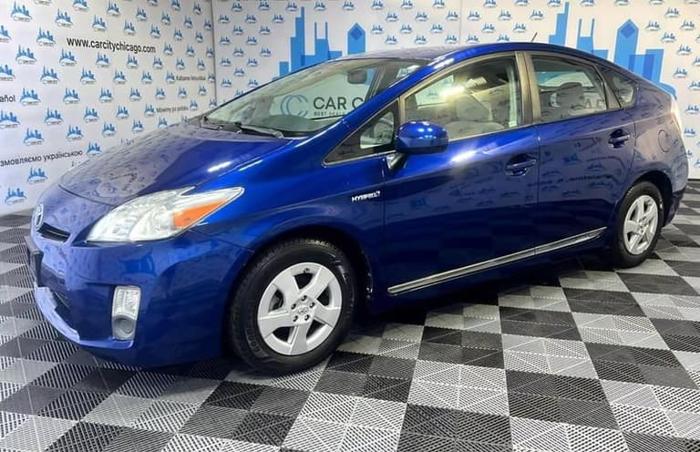 2011 toyota prius two 5dr hatchback in palatine, illinois