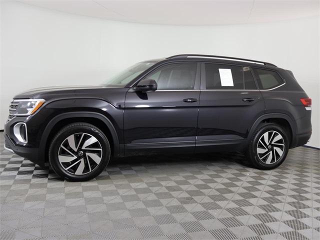 2024 volkswagen atlas 2.0t se w/ technology