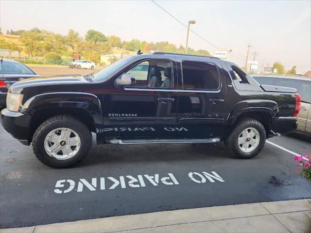 2011 chevrolet avalanche 1500 lt