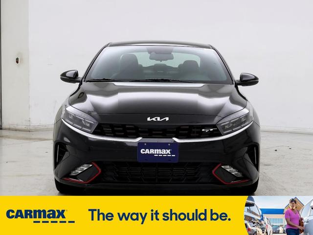 2022 kia forte gt