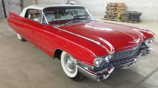 1960 cadillac coupe deville convertable