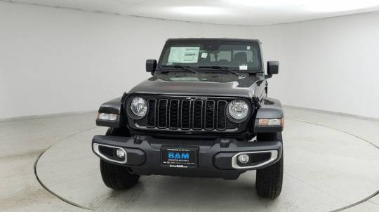 2024 Jeep Gladiator