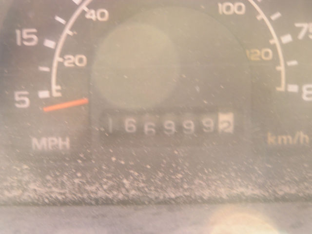 parting out 1983 isuzu diesel pup
