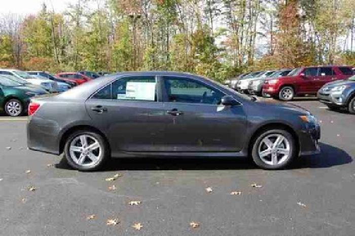 2014 toyota camry 4dr sdn i4 auto se in meadville, pa