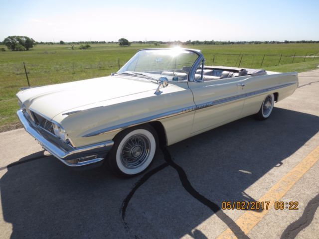 1961 pontiac bonneville convertible; 2 door