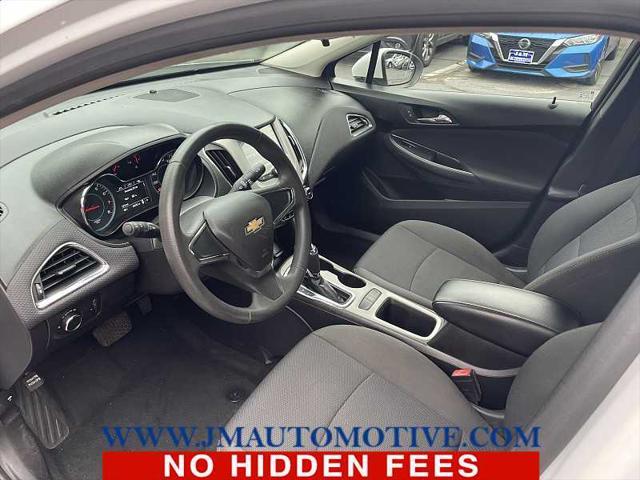 2017 chevrolet cruze ls