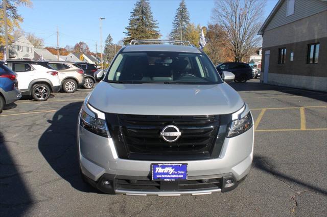 2023 nissan pathfinder sl awd 4dr suv