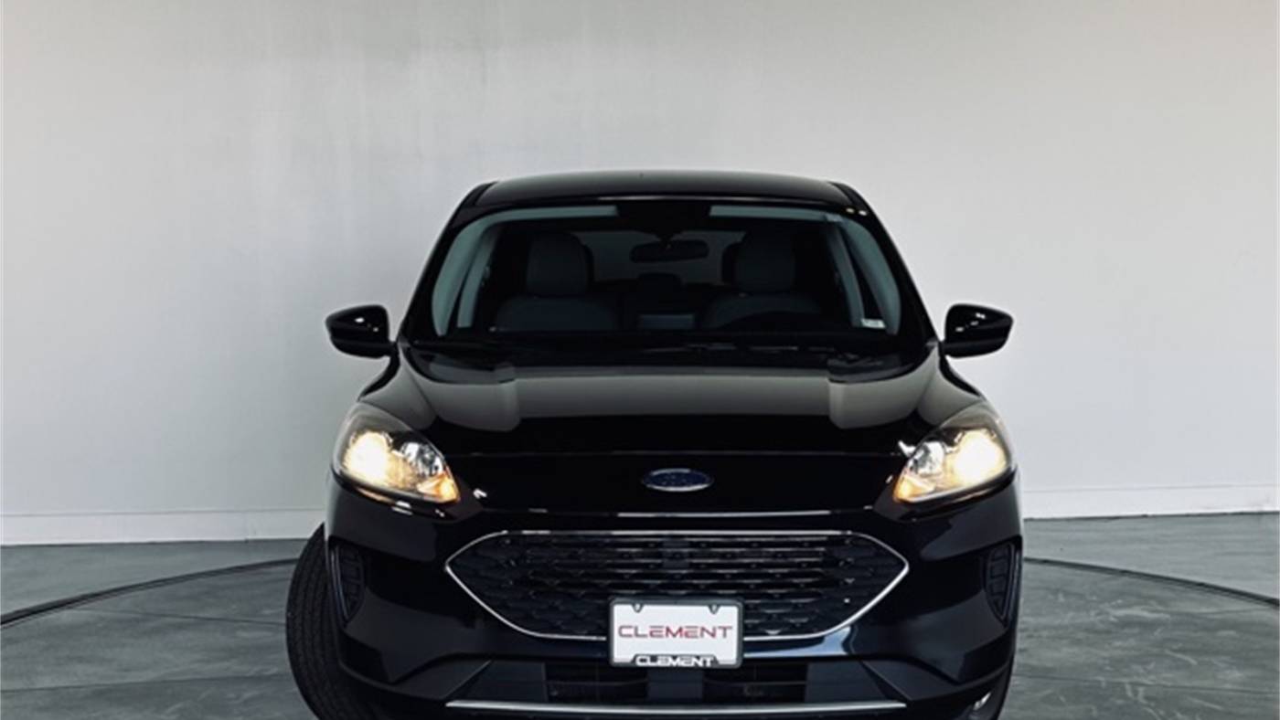 2021 ford escape hybrid se
