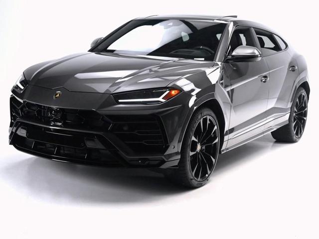 2022 lamborghini urus base