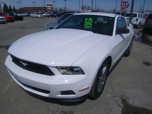 2012 ford mustang 2dr coupe v6 for sale in grand forks, north dakota
