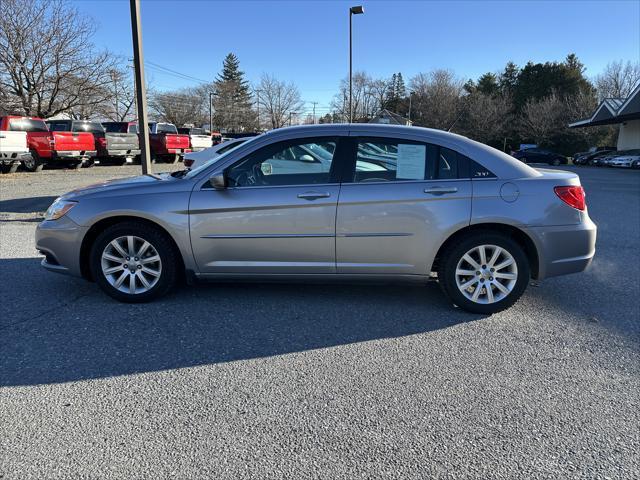 2013 chrysler 200 touring
