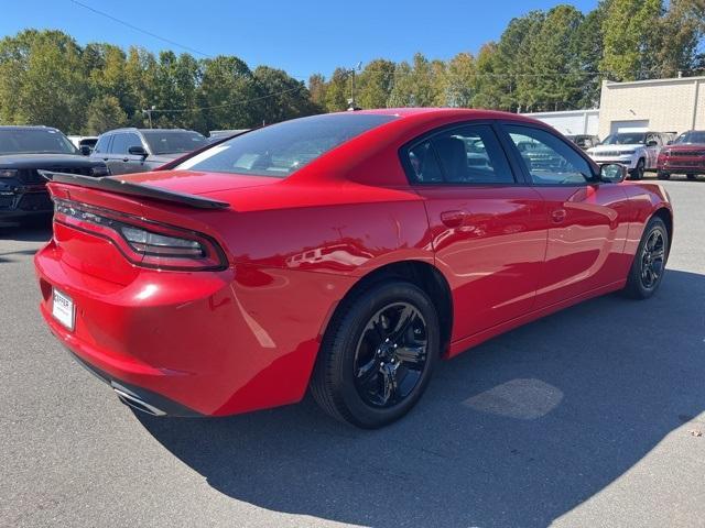 2022 dodge charger sxt