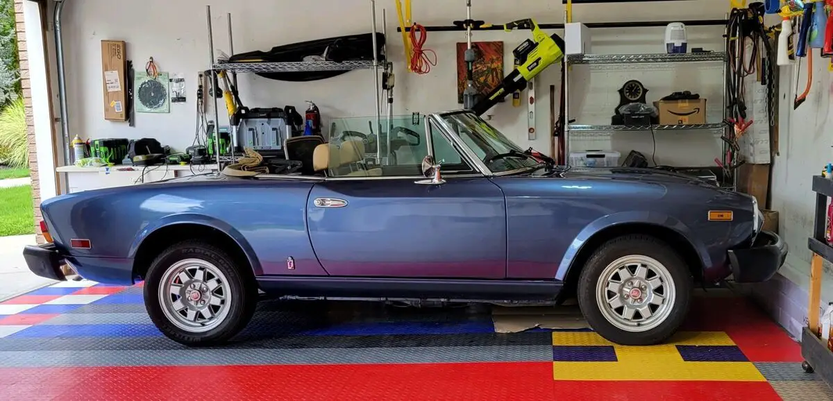1982 fiat 124 convertible blue rwd manual spider 2000