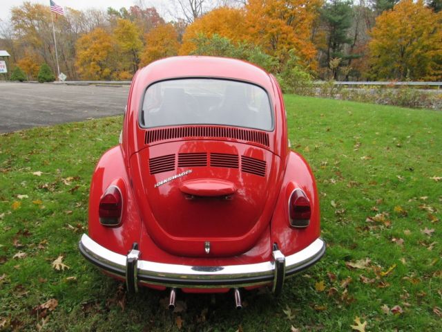1972 volkswagen super beetle | 4 speed | solid | sunroof | very neat