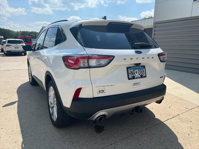 2022 ford escape titanium