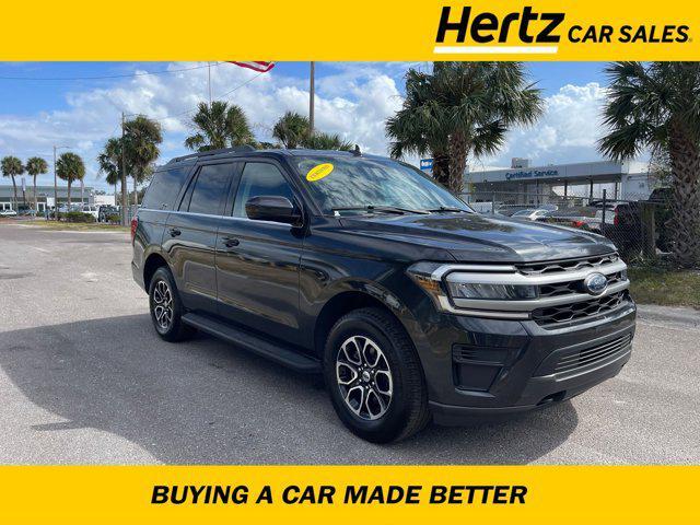 2022 ford expedition xlt