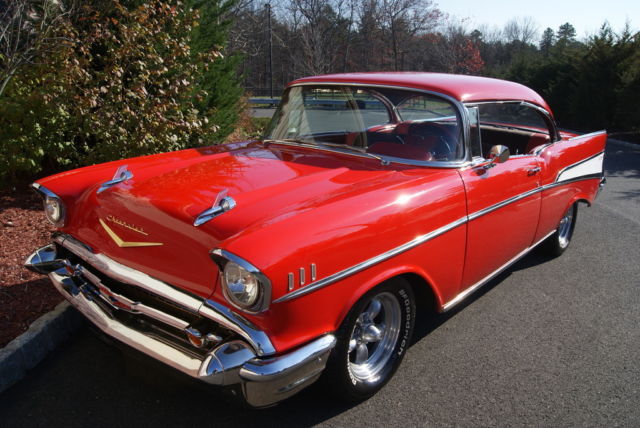1957 chevrolet bel air base hardtop 2-door resto-mod 350 v8 well sorted vehicle