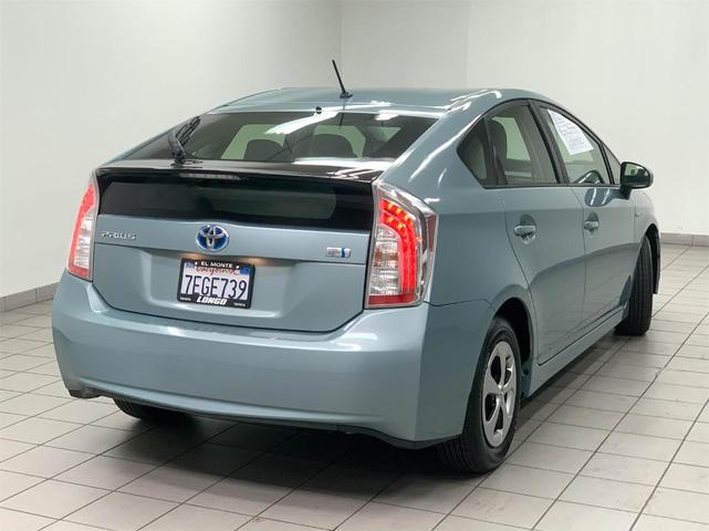2014 toyota prius four