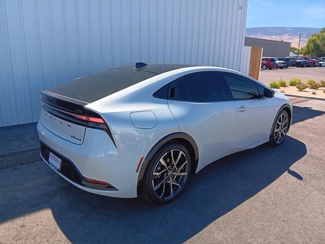 2024 toyota prius prime xse premium