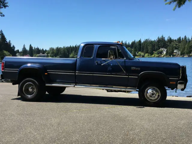 1993 dodge ram w-350 club cab long bed dually 4x4 cummins diesel 68,375 miles