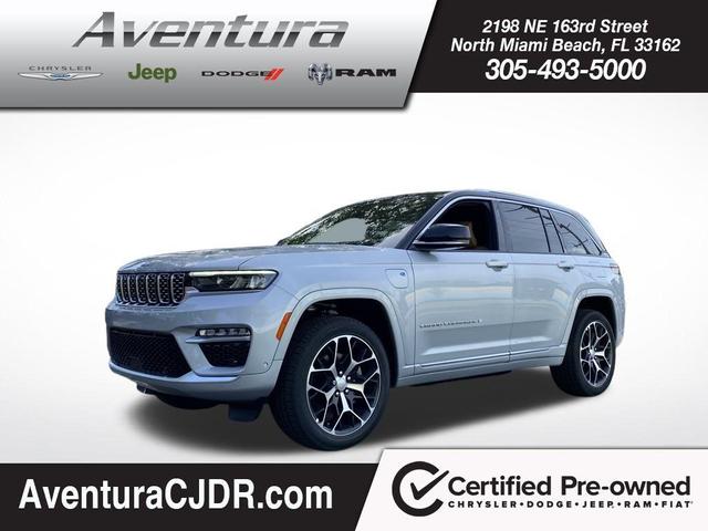 2022 jeep grand cherokee 4xe summit