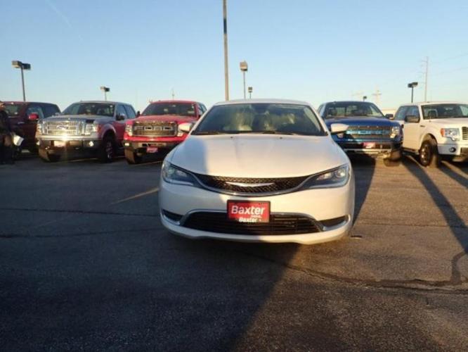 2015 chrysler 200 limited limited 4dr sedan for sale in omaha, nebraska